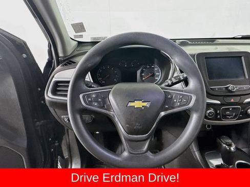 Used 2018 Chevrolet Equinox LT FWD image 11