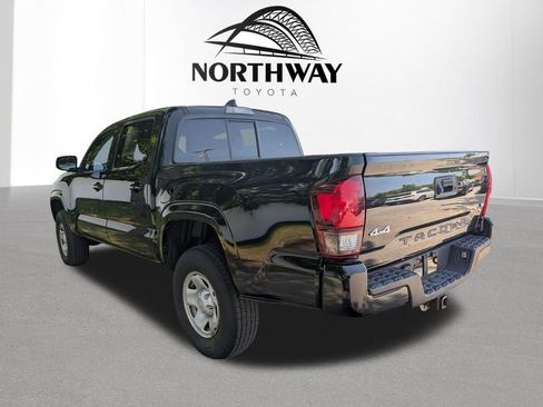 Used 2023 Toyota Tacoma SR AWD/4WD image 5
