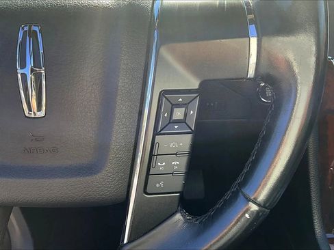 Used 2016 Lincoln Navigator Select image 21