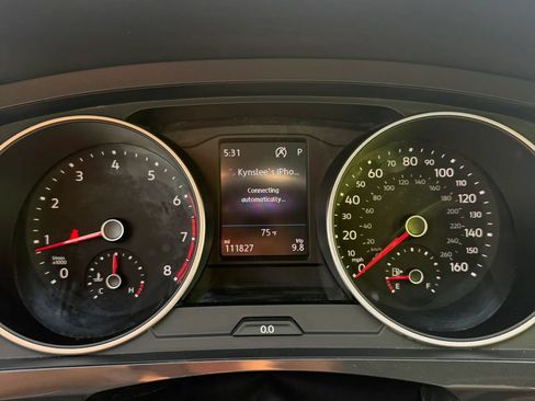 Used 2019 Volkswagen Tiguan SE w/ Panoramic Sunroof Package AWD/4WD image 14
