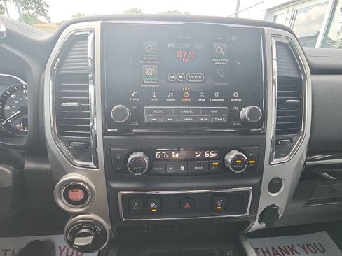 Used 2021 Nissan Titan SV w/ SV Convenience Package AWD/4WD image 25