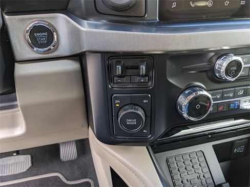 Used 2026 Ford F450 Platinum w/ Platinum Plus Package image 26