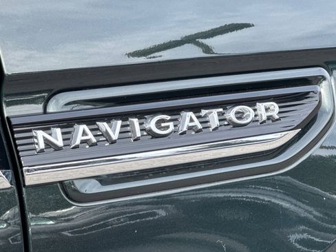 Certified 2022 Lincoln Navigator L Black Label image 27