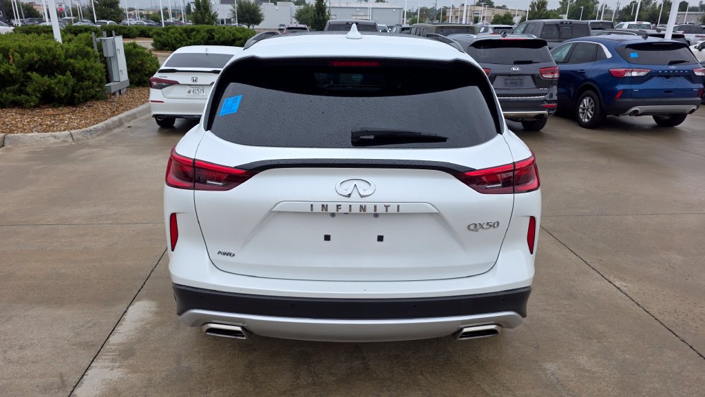 Used 2023 INFINITI QX50 Sensory AWD/4WD image 4