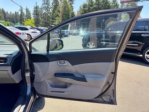 Used 2013 Honda Civic LX image 26