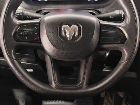 Used 2023 RAM ProMaster 2500 FWD image 5