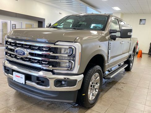 New 2026 Ford F250 Lariat w/ Chrome Package AWD/4WD image 4
