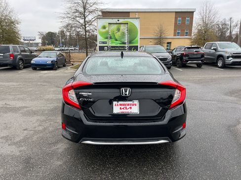 Used 2019 Honda Civic EX image 17