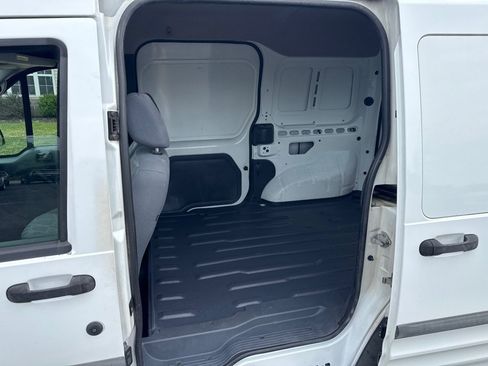 Used 2011 Ford Transit Connect XLT FWD image 12