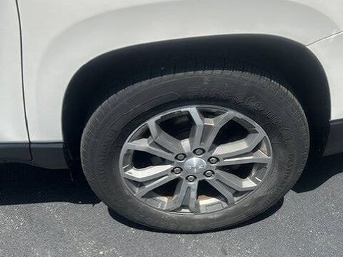 Used 2014 GMC Acadia SLT AWD/4WD image 12