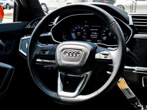 Used 2025 Audi Q3 2.0T Premium AWD/4WD image 18