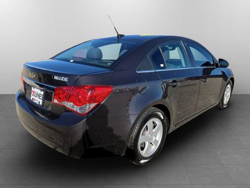 Used 2014 Chevrolet Cruze LT image 6