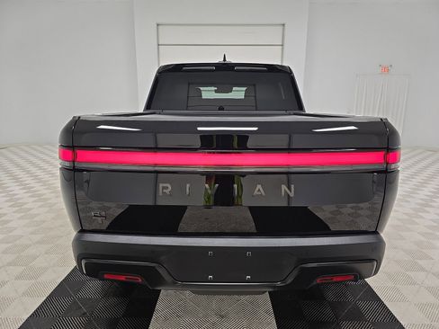 Used 2025 Rivian R1T Adventure image 4