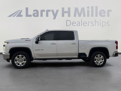 Used 2021 Chevrolet Silverado 2500 LTZ image 2