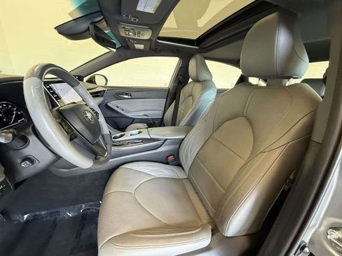 Used 2020 Toyota Avalon Limited w/ Advanced Safety Package FWD image 2