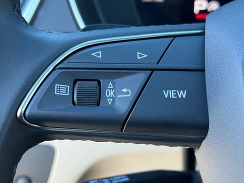 Used 2025 Audi Q5 2.0T Premium w/ Convenience Plus Package image 25