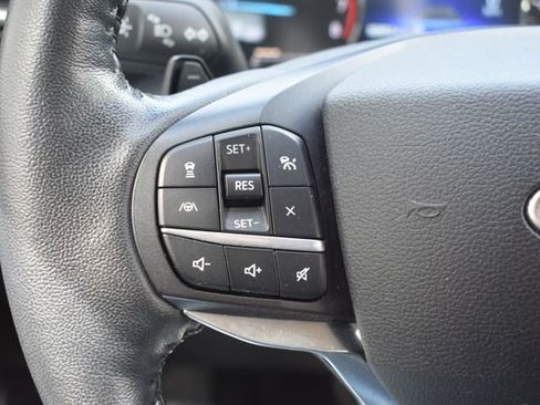 Used 2020 Ford Explorer Limited AWD/4WD image 25