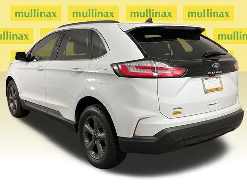 Certified 2022 Ford Edge SEL w/ Sport Appearance Package image 10