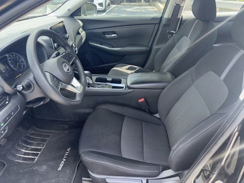 Used 2024 Nissan Sentra SV image 8