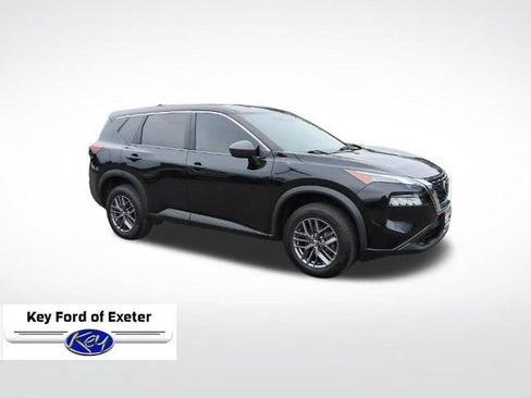 Used 2021 Nissan Rogue S FWD image 1