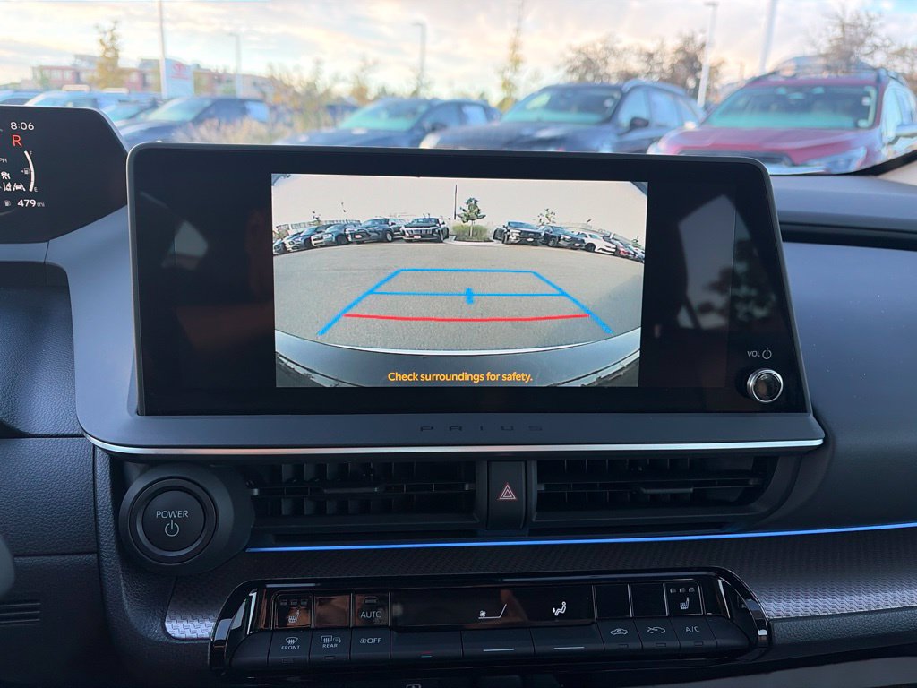 Used 2026 Toyota Prius XLE AWD/4WD image 30