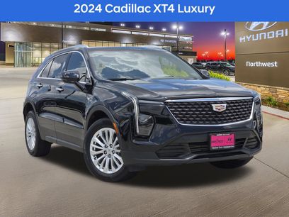 Used 2024 Cadillac XT4 Luxury w/ Cold Weather Package