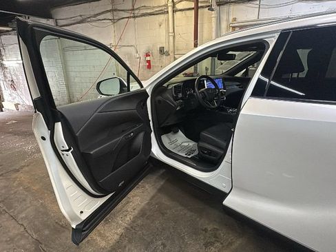 Used 2023 Lexus RX 350 Premium w/ Accessory Package (Z1) AWD/4WD image 10