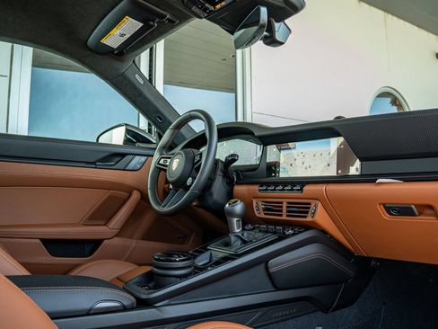 Certified 2026 Porsche 911 GT3 RWD image 21