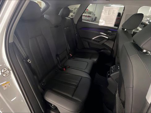 Certified 2025 Audi Q5 Premium w/ Premium Plus AWD/4WD image 28