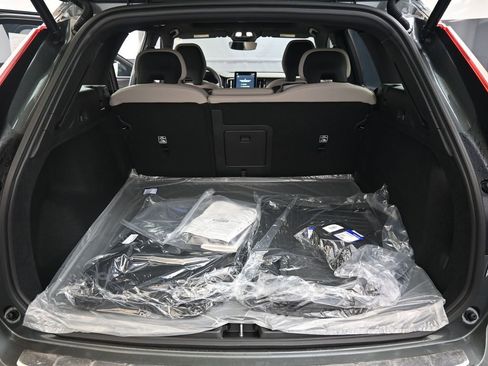 New 2026 Volvo XC60 B5 Plus w/ Protection Package Premier image 17