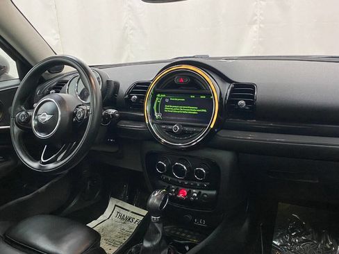 Used 2016 MINI Cooper Clubman image 11