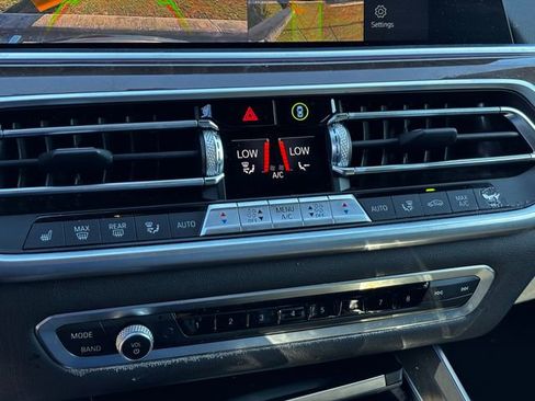 Used 2022 BMW X5 sDrive40i w/ Premium Package image 17