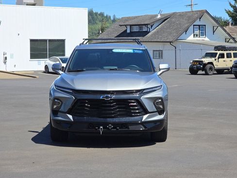 Certified 2023 Chevrolet Blazer RS w/ Driver Confidence II Package image 3