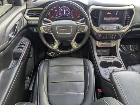 Used 2021 GMC Acadia Denali w/ Denali Technology Package FWD image 25