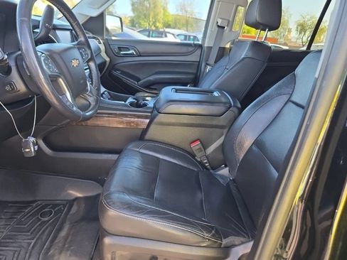 Used 2020 Chevrolet Suburban LT AWD/4WD image 6