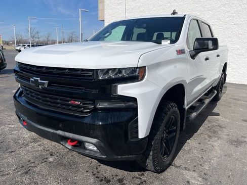 Used 2020 Chevrolet Silverado 1500 LT Trail Boss image 3