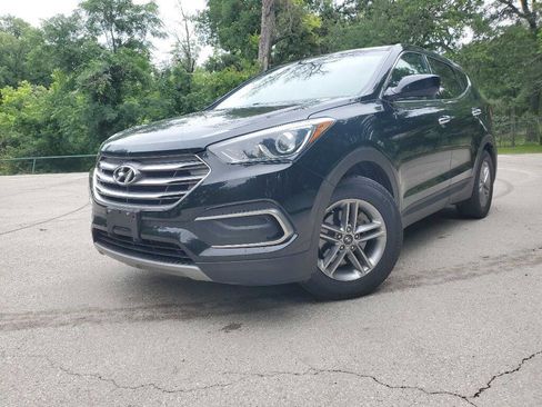 Used 2018 Hyundai Santa Fe Sport FWD image 1