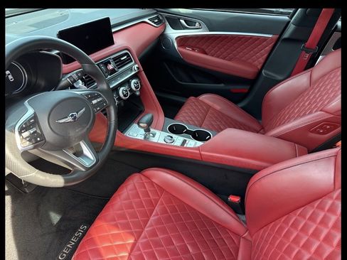 Used 2023 Genesis G70 3.3T w/ Sport Prestige Package image 5