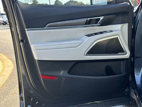 Used 2022 Kia Telluride EX w/ EX Premium Package image 14