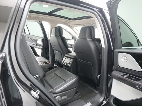 Used 2021 Lincoln Aviator Reserve w/ Equipment Group 210A AWD/4WD image 35