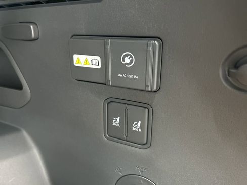 New 2026 Kia EV9 Wind AWD/4WD image 33