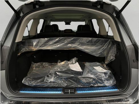 New 2026 Mercedes-Benz GLS 450 4MATIC image 6