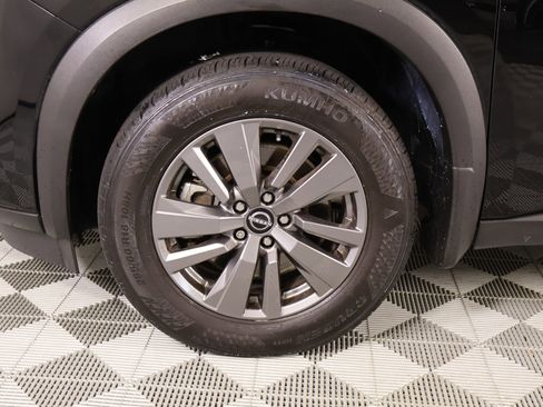 Used 2024 Nissan Pathfinder SV FWD image 18