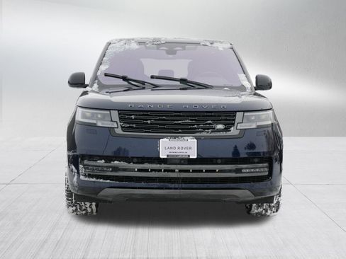Used 2023 Land Rover Range Rover SE image 2