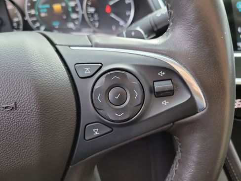 Used 2019 Buick LaCrosse Essence w/ Sights and Sounds Package image 28