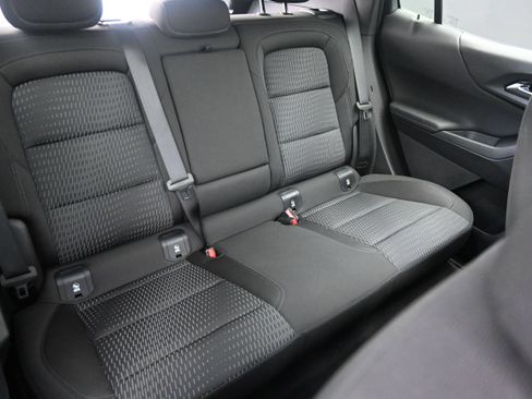 Used 2026 Chevrolet Equinox LT w/ Safety and Technology Package FWD image 29