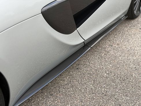 Used 2017 McLaren 570S RWD image 27