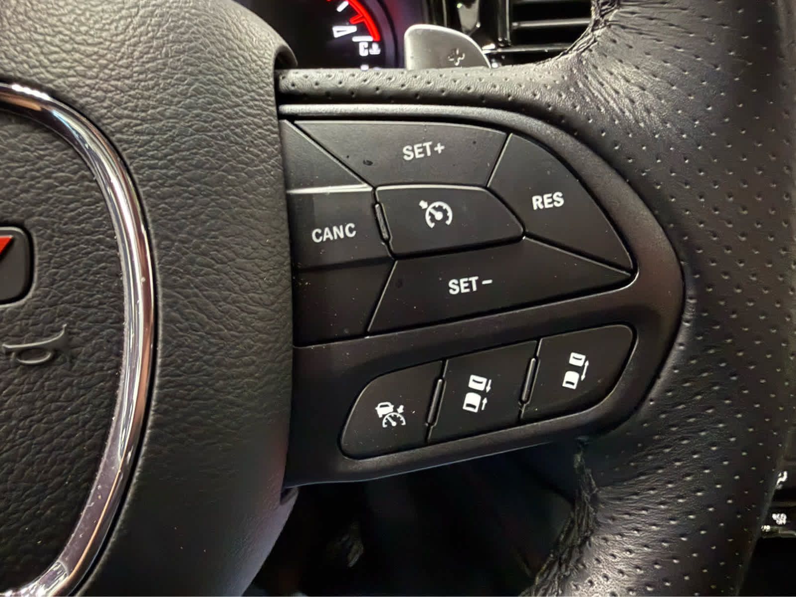 Used 2025 Dodge Durango R/T AWD/4WD image 13
