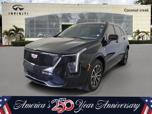 Used 2025 Cadillac XT4 Sport w/ LPO, Floor Liner Package FWD image 3