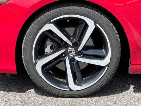 Used 2018 Honda Accord Sport image 26